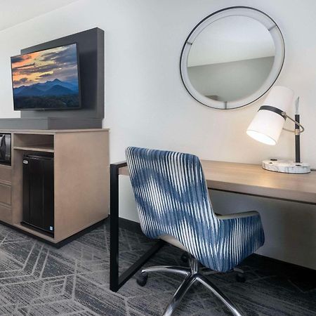Country Inn & Suites By Radisson Asheville Downtown Tunnel Road 外观 照片