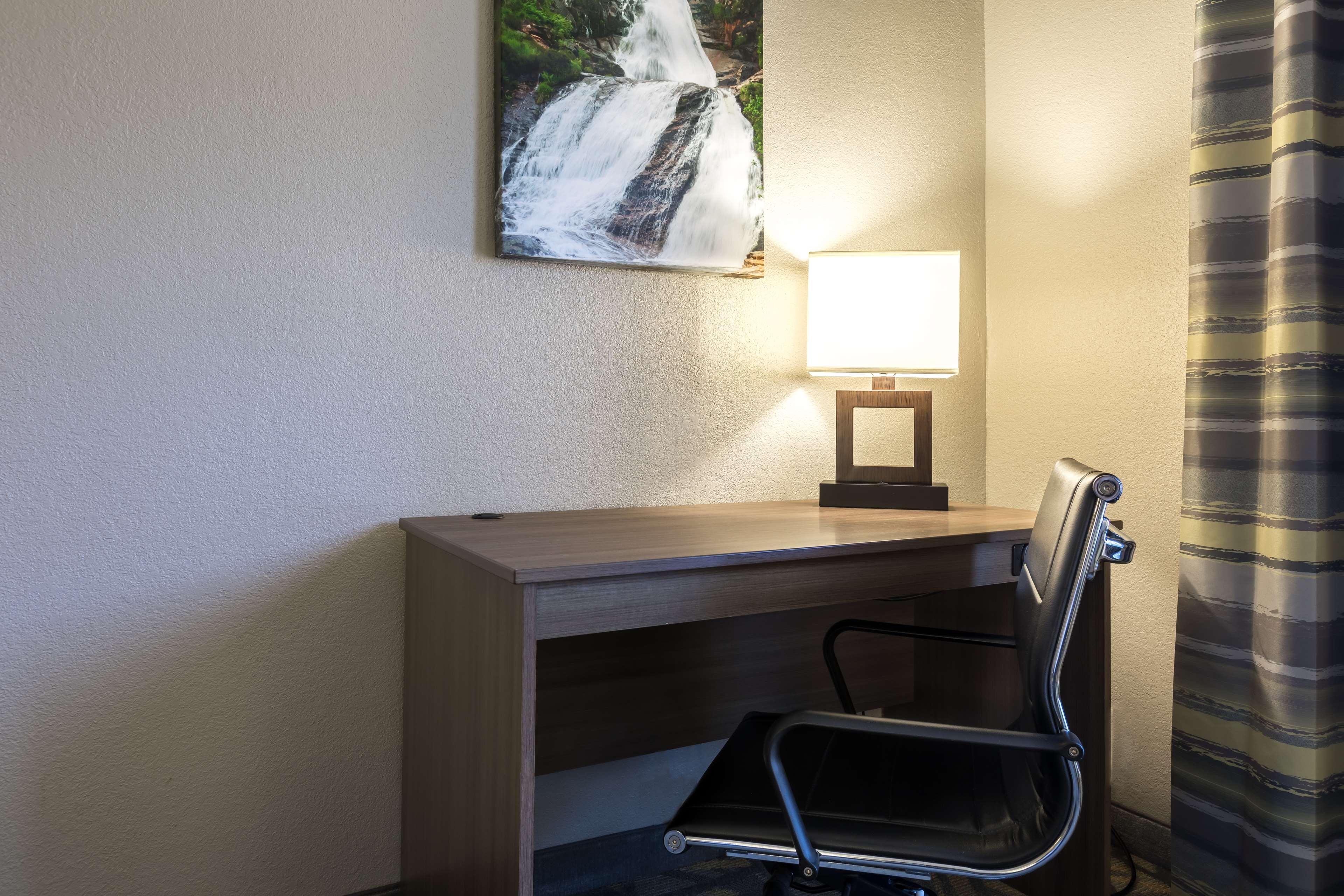 Country Inn & Suites By Radisson Asheville Downtown Tunnel Road 外观 照片